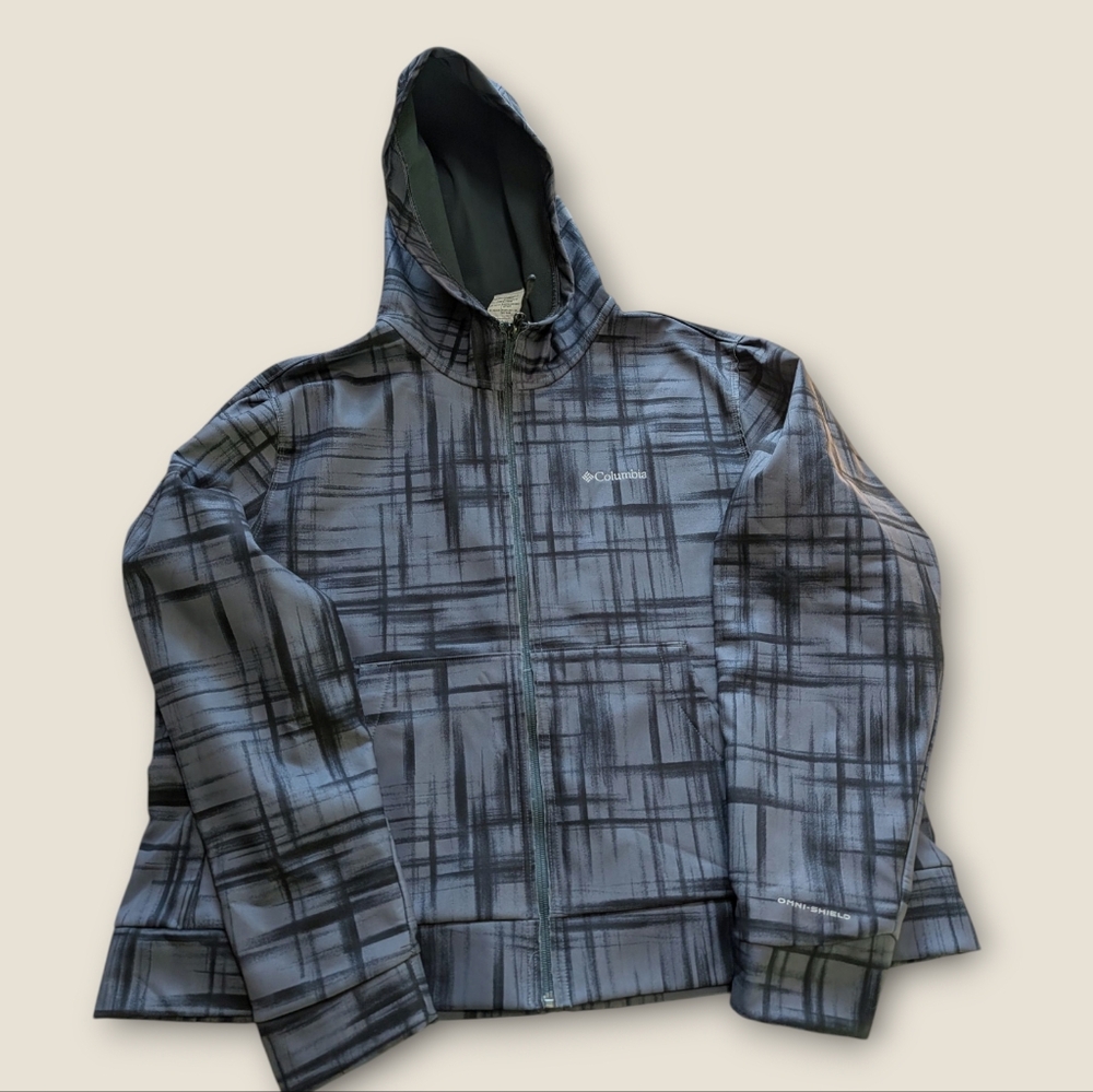 Columbia Hooded Jacket in Gray Plaid